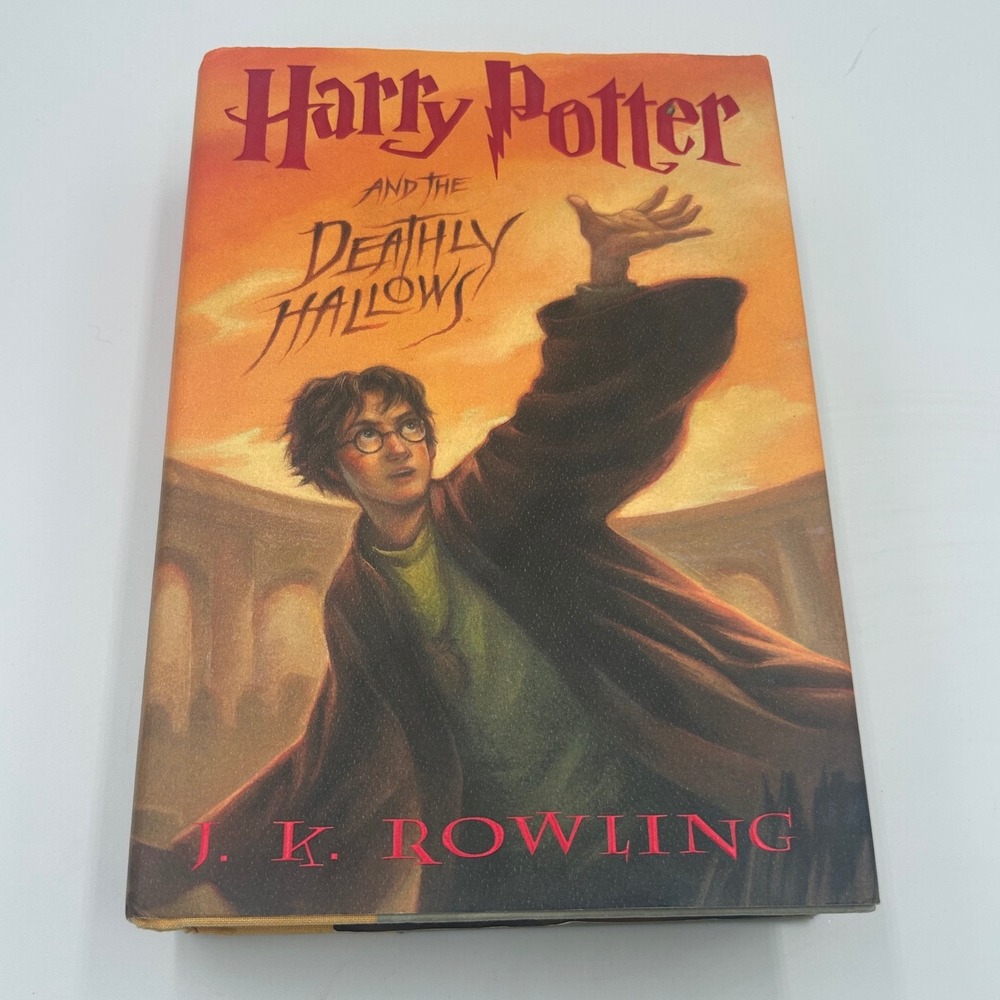1st Edition RARE Harry Potter and the Deathly Hallows J.K. Rowling Hardcover